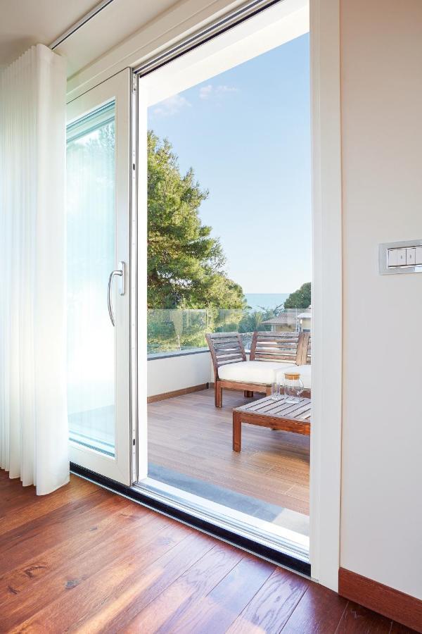 Villa Giame - Heated Pool, Beach At 350M Pozzallo Exteriör bild